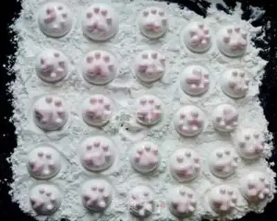 Make Homemade cat claw marshmallows step 11