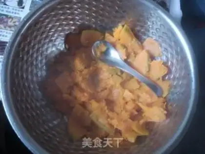 Make Pumpkin buns step 2