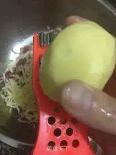 Make Potato carrot meatballs step 2