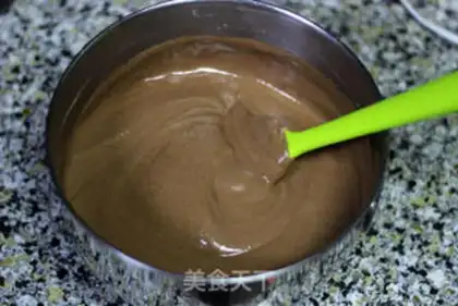 Make Chocolate mango rolls step 6