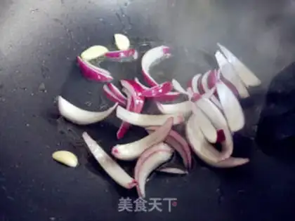 Make Onions, garlic, chicken heart step 2