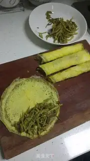 Make Egg rolls step 5