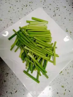 Make Garlic pork step 1