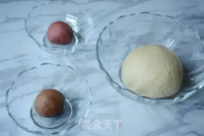 Make Cherry tree bread step 2