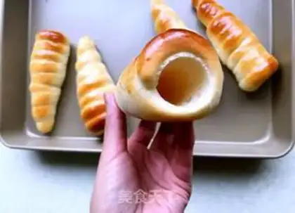 Make Spiral rolls step 9