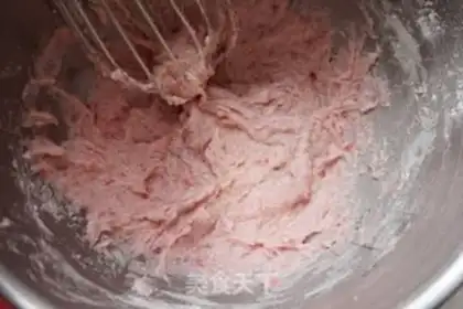 Make Strawberry chili cake step 2