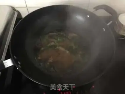 Make The flower leaves burn the fish step 6