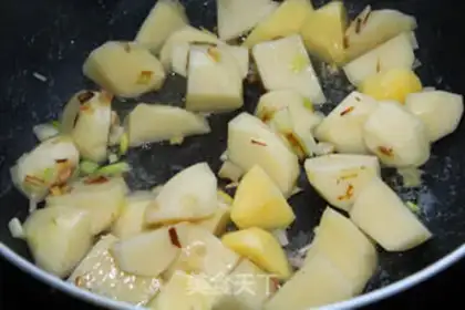 Make Potato stew step 5