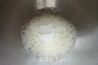 Make Strawberry chili cake step 5