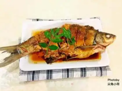 Make The flower leaves burn the fish step 10
