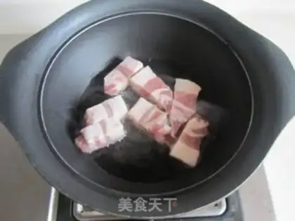 Make Potato red meat step 1
