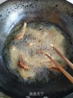 Make Fry the yellow fish step 4