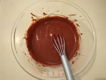 Make Six inches of cocoa chili cake step 3