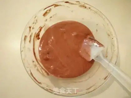 Make Six inches of cocoa chili cake step 9