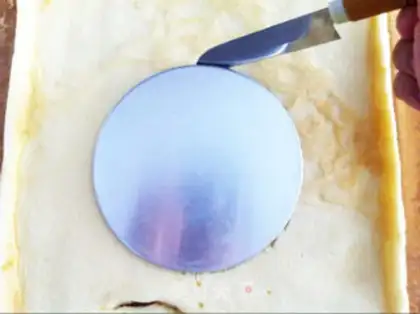 Make Flamingo mousse cake step 0