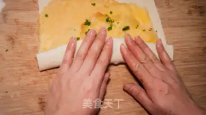 Make Egg ton roll step 10