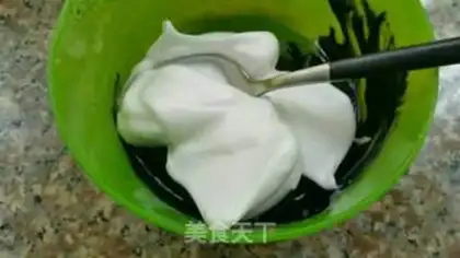 Make Cake rolls with caviar step 10