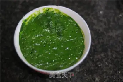 Make A spinach cake roll step 3