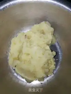 Make Meatloaf potatoes step 1