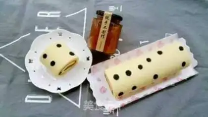 Make Cake rolls with caviar step 24