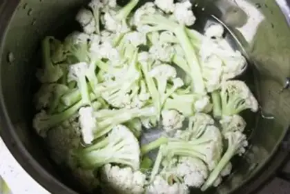 Make Orchid gravy step 1