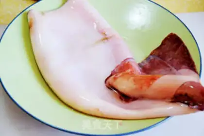 Make Seafood squid sauce step 0