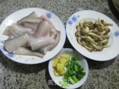 Make Crab mushrooms boil shrimp step 0