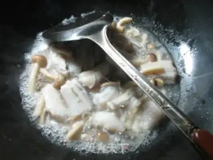 Make Crab mushrooms boil shrimp step 4