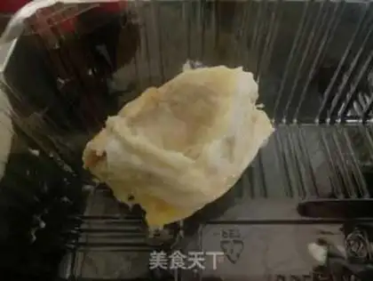 Make Strawberry durian ice cream step 1
