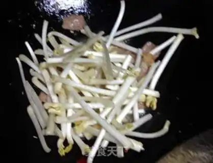 Make Peanut sprouts step 5