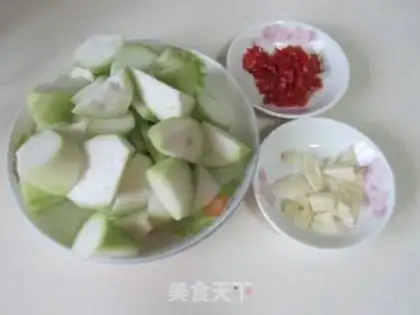 Make Pepper cutters and guacamole step 0