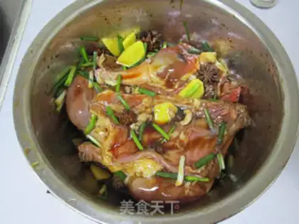 Make Honey roasted duck legs step 2