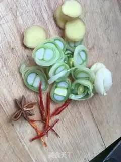 Make Chestbone and bean bean potatoes step 2