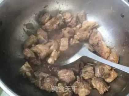 Make Chestbone and bean bean potatoes step 8
