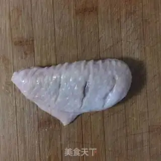 Make Chicken wings in New Orleans step 1