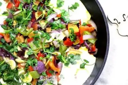 Make North African eggs step 7