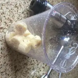 Make Banana muffin step 1