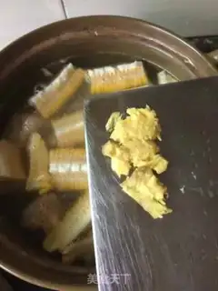 Make Shrimp chopstick soup step 4