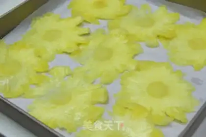 Make Pineapple step 1