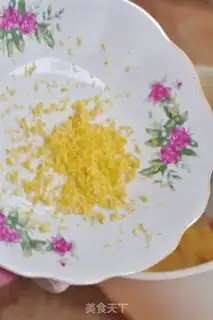 Make Lemon strawberry cake step 5