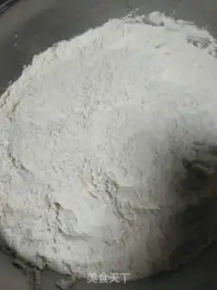 Make A omelet egg box step 0