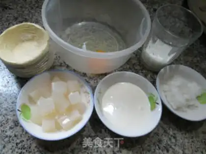 Make Coconut full of balls step 0