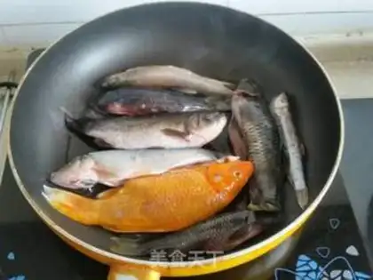 Make Red Burn Creek Fish Crush step 0