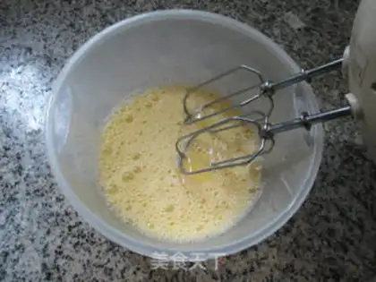 Make Coconut full of balls step 1