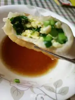 Make A omelet egg box step 8