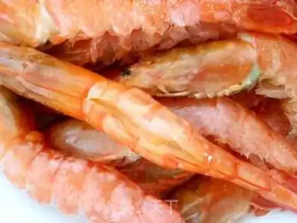 Make Garlic roasted Argentine red shrimp step 1