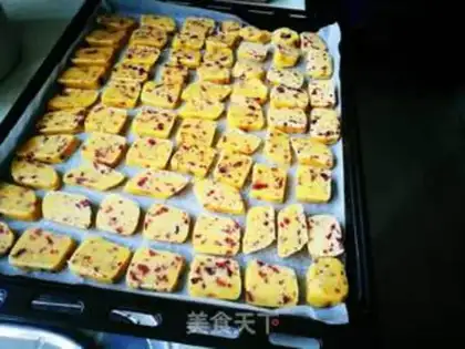Make Cranberry cookies step 6