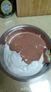 Make Bear Cake roll step 8
