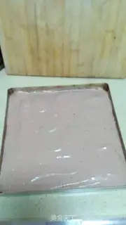 Make Bear Cake roll step 10