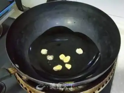 Make Peanut Springs step 2